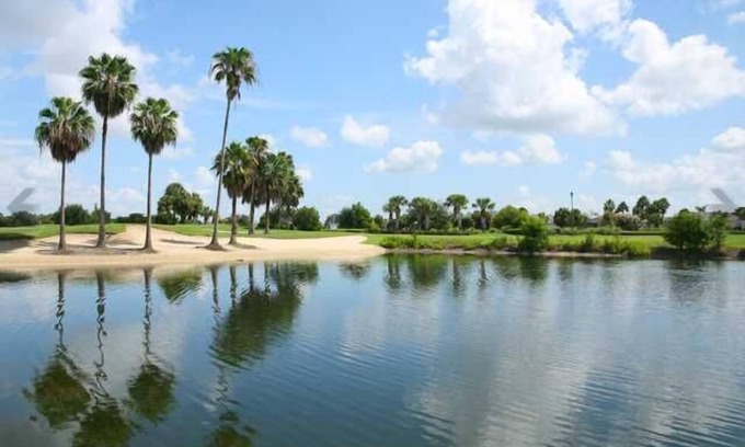 Stoneybrook Condo | Stoneybrook - First Floor Condo overlooking the Green
