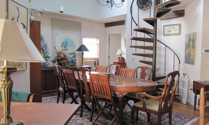Stonington House | Stonington Borough - Private Townhome - Right in the Heart of "The Boro"