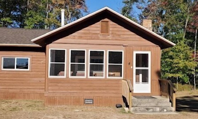Rapid River Cabin | Stony Point Cabin #4 : Fall Colors and Cozy Vibe Relax by the Fire Pit and Enjoy Nature