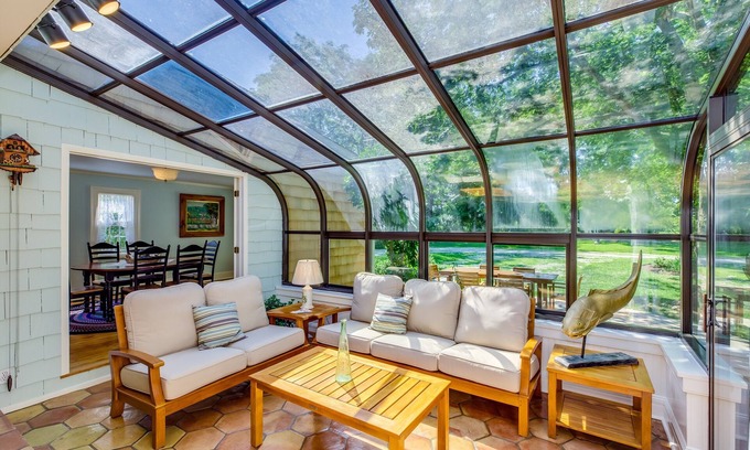 East Marion House | Storybook Beautiful 3-Bedroom Cape