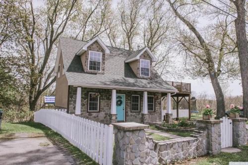 Saugerties House | Storybook House