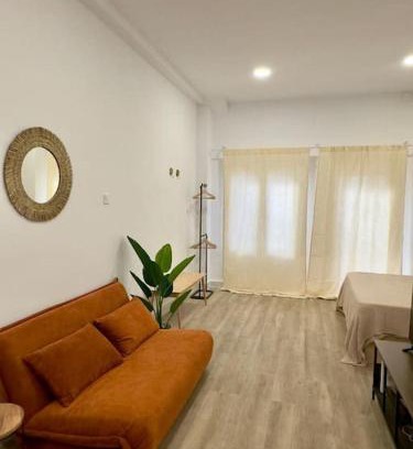 San Blas-Canillejas Apartment | Strategic Studio in Madrid with Terrace - Musas