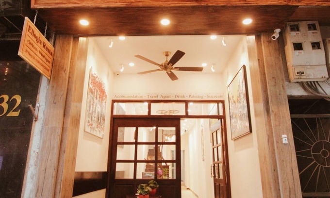 Đien Bien Hotel | Street-view balcony room, centre Hanoi old quarter, 24/7 staff, tour discounts