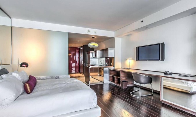 Las Vegas House | Strip View - Luxurious Studio at Palms Place