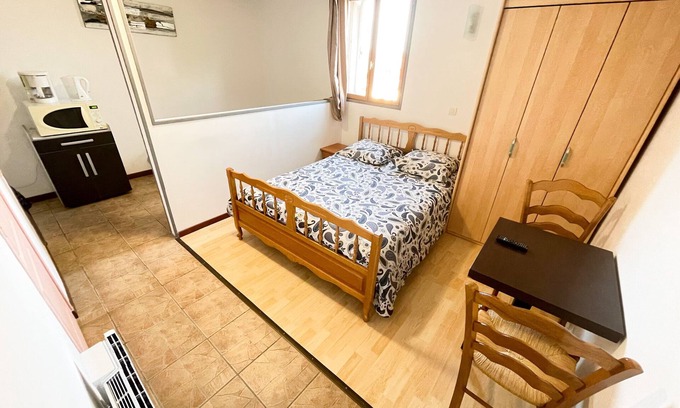 Saint-Martin-en-Campagne Apartment | Studio-Family-Countryside view-Ensuite with Shower