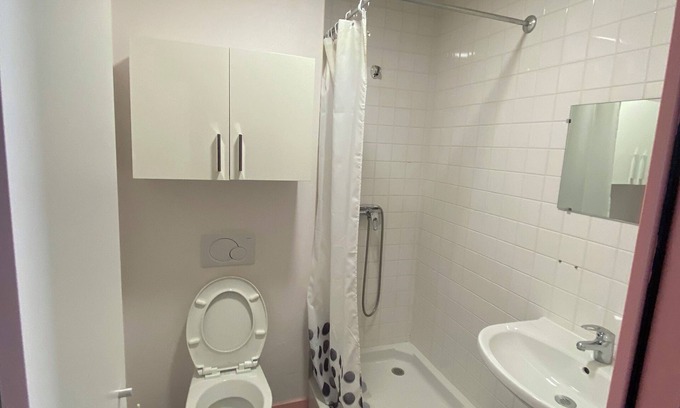 Cherbourg-en-Cotentin Apartment | Studio 2 "les moulins" in the city center