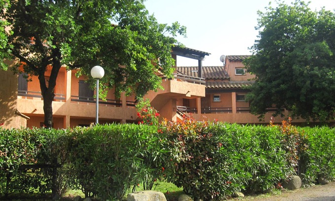 Ghisonaccia Apartment | Studio 2 ou 3 people, 150 m beach, near Ghisonaccia