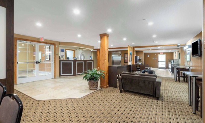 Breaux Bridge Hotel | Studio 6 Suites - Breaux Bridge, La