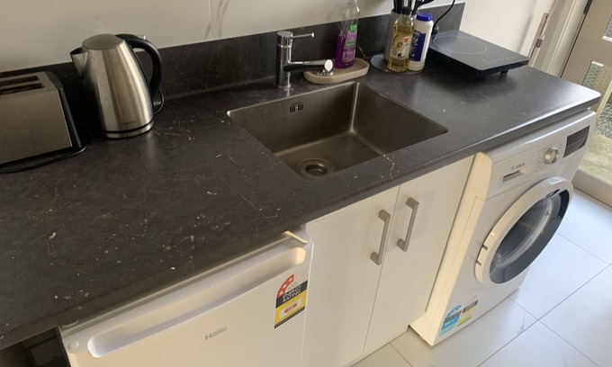 Palmerston North Apartment | Studio Apartment- modern and spacious built 2020!
