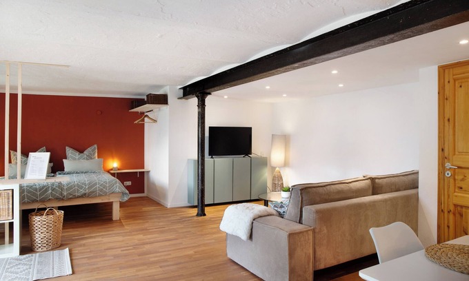 Wurmansau Apartment | Studio Apartment 'Apartment Ilsi' with Mountain View, Private Terrace and Wi-Fi