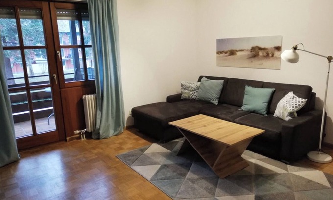 Bad Krozingen Apartment | Studio Apartment '1 Zimmer Appartement 21' with Balcony and Wi-Fi
