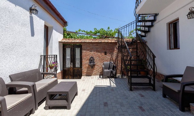 mtatsminda Apartment | Studio Apartment on top of old Tbilisi with a 180 degree View of the city