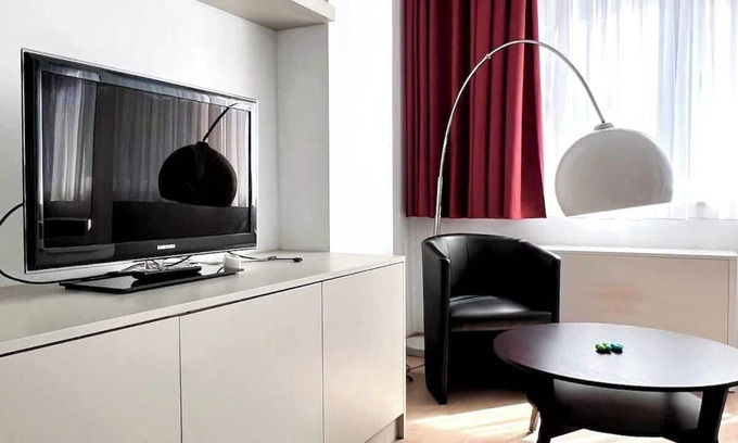 Lower Town Apartment | Studio Apartment Heart of Brussels