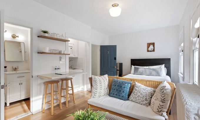 Historic District Apartment | Studio Apartment in Downtown Annapolis
