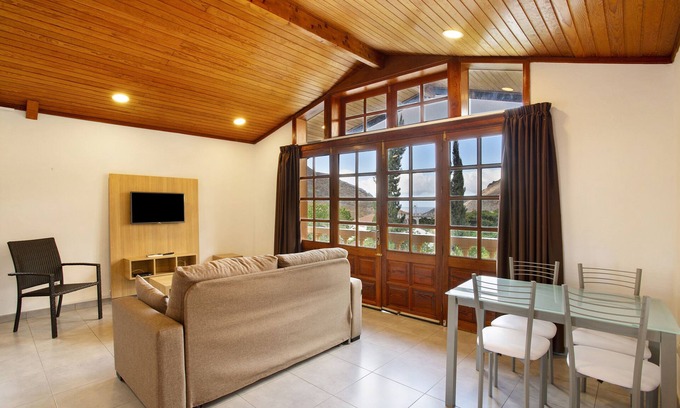 Mogan Apartment | Studio Apartment "Paraíso del Molinero Alto" with Shared Pool and Private Open Terrace