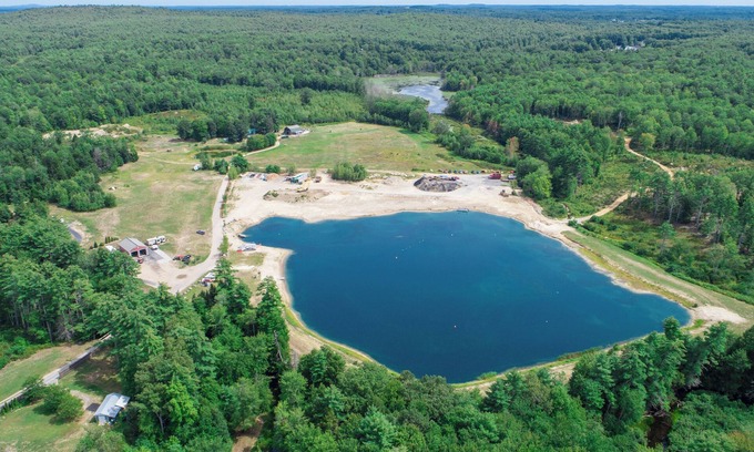 Rockingham County Apartment | Studio Apt Pawtuckaway River w/ Man made pond 20 mins to Seacoast Pets Welcome