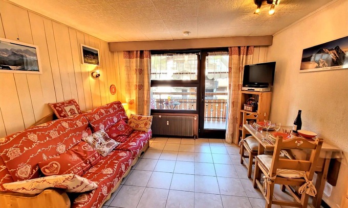 Les Gets Apartment | Studio at the slopes with Wifi, pets allowed
