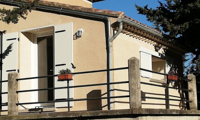 Nyons Apartment | Studio au sein d'une ferme Bio