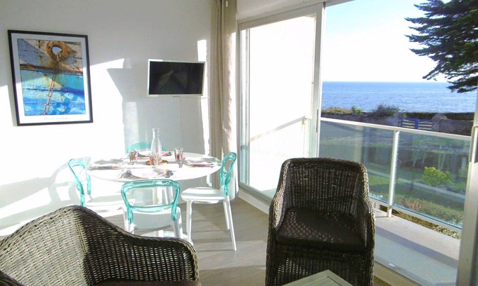 Saint-Jacques Apartment | Studio cabin 2 to 4 people Ocean view