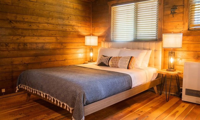 Pagosa Springs Hotel | Studio Cabin, High Creek, Outdoor Seating, Near Pagosa Hot Springs