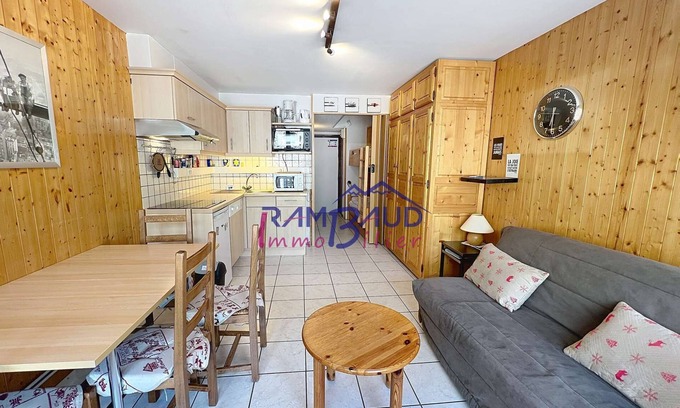 Valloire Apartment | Studio Cabin in center Valloire with Free Wifi