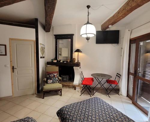 Cabasse Apartment | Studio Chez Gregoire w Prowansji