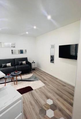 Combat Apartment | Studio cosy Buttes-Chaumont