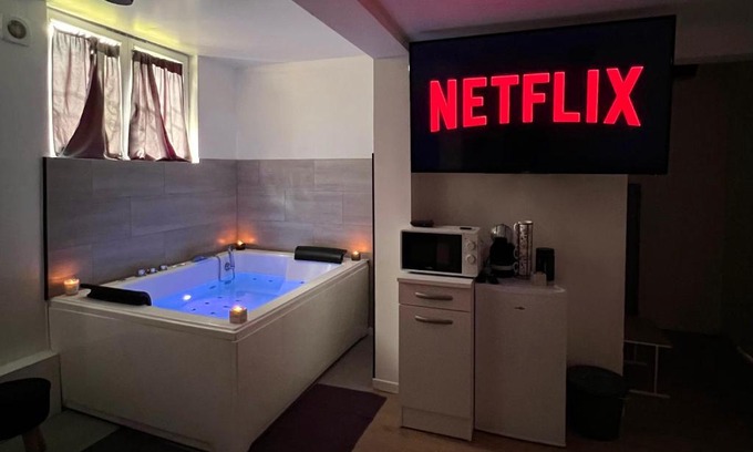 Montmagny Apartment | Studio Cosy spa