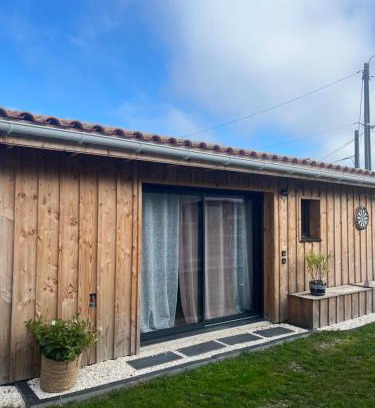 Saint-Medard-en-Jalles House | Studio en dépendance aux portes de l ocean