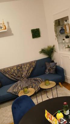 Quartier de la Chapelle Apartment | Studio familial