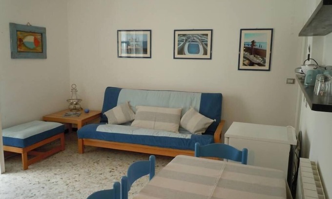 Levanto Apartment | Studio flat in the heart of historical center of Levanto to explore Cinque Terre