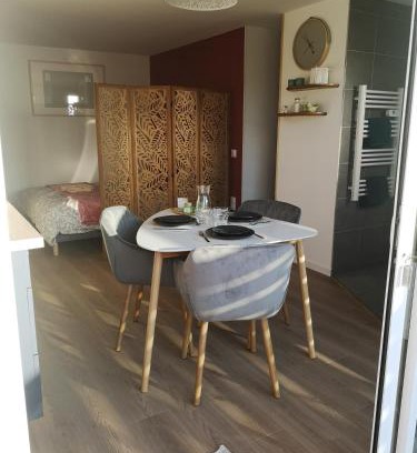 Blosville Apartment | Studio