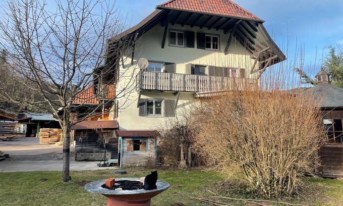 Ibental Apartment | Studio 'Home Sweet Home' with Mountain View, Balcony and Wi-Fi
