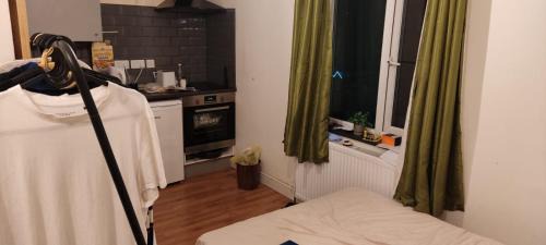 Levenshulme Apartment | Studio in Levenshulme