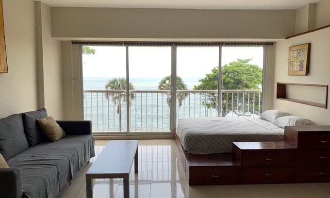 Ciudad Universitaria Apartment | Studio in Malecón with an incredible view of the sea