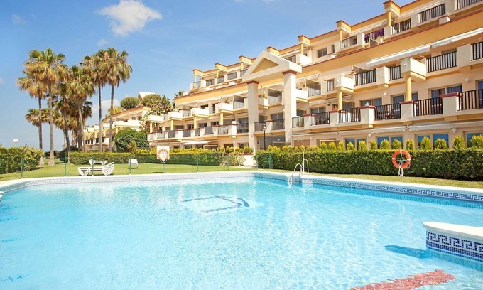 Nikki Beach Apartment | Studio in Marbella near Romana Playa Beach