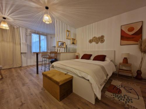 Saint-Fons Apartment | Studio Intime & Chaleureux - Terrasse privative - Lyon Sud