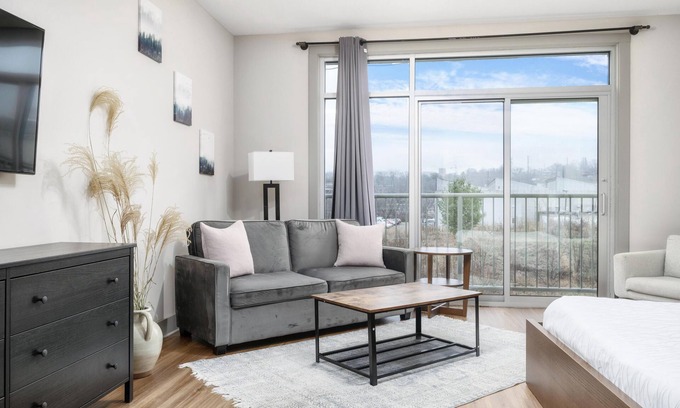 Asheville Apartment | Studio King Suite with Kitchen | 201