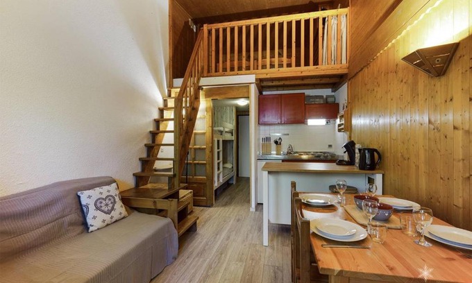 La Rosiere Apartment | Studio mezzanine rénové 4 pers, balcon, 80m des pistes, proche commerces - Montvalezan - FR-1-398-597
