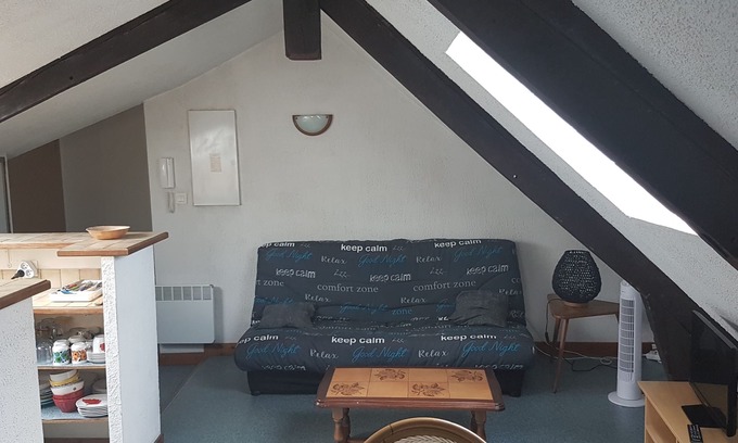 Vannes Apartment | Studio near the marina of Vannes, for 4 people
