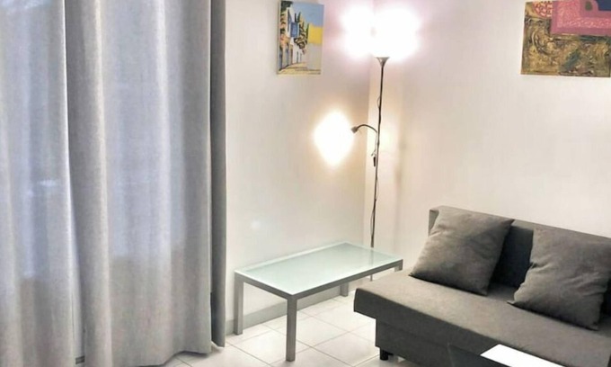Val de Brie Apartment | Studio Paris, Créteil bord de Marne with Parking