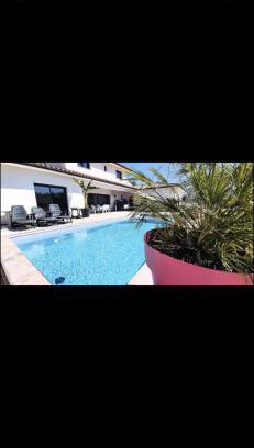 Istres Bed & Breakfast | Studio Provence