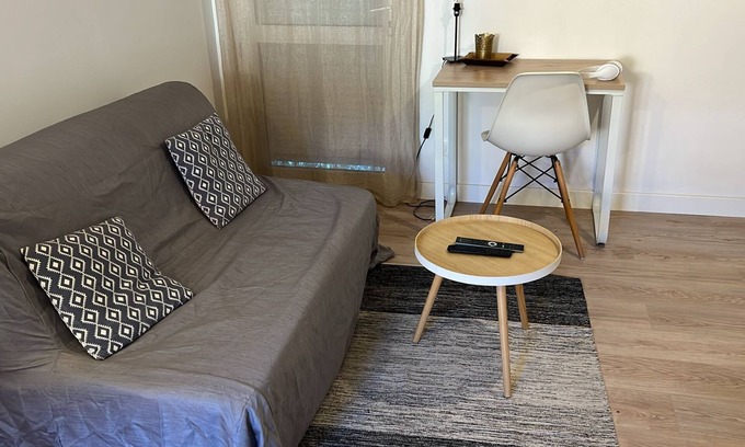 Toulouse South-East Apartment | Studio Rénové Haut Standing - Jules Juliens - Tv & Wifi HD