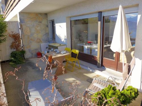 Randogne Apartment | Studio Résidence du Rhône B40 by Interhome