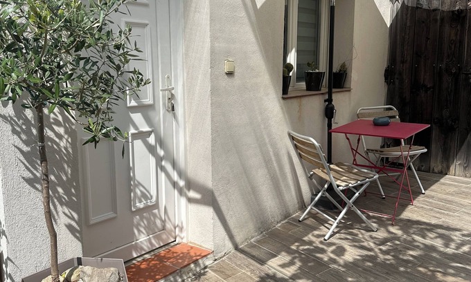 Afa Apartment | Studio rental per night