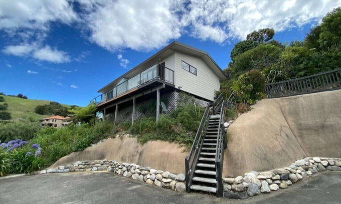 Kaiteriteri Apartment | Studio Sea View Upper Level