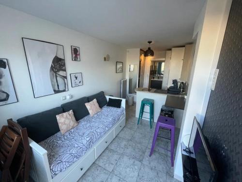 Naturist Village Apartment | Studio 'Soleil et Liberté' - Village Naturiste