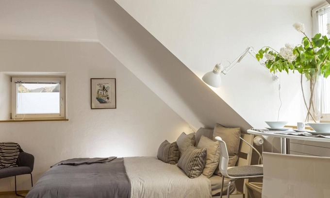 Silandro Apartment | Studio 'Sommavilla - Small' with Mountain View and Wi-Fi