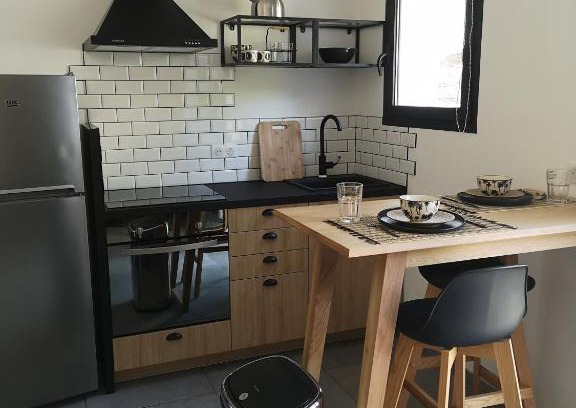 Barbaggio Apartment | Studio style industriel