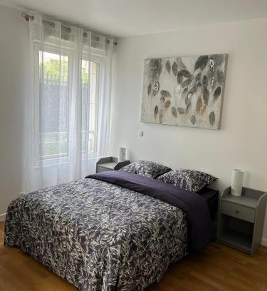 Puteaux Apartment | Studio Symbiose in Puteaux - La Défense Arena